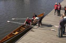 Commissie kijkt toe.jpg